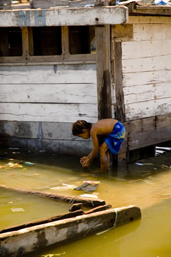 Today fully one-sixth of the world’s human population lacks access to clean drinking water, and more than two million people -­ mostly kids ­- die each year from water-borne diseases.